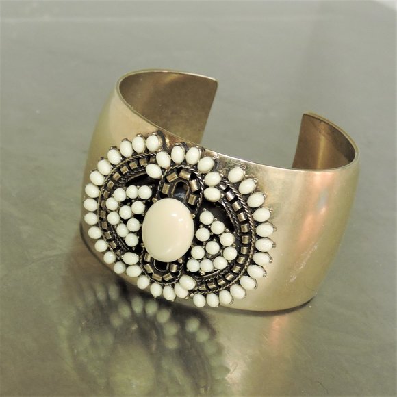 Boho Stella & Dot Statement Ivory Cabochons & Brass Cuff Bangle Bracelet - Picture 1 of 3